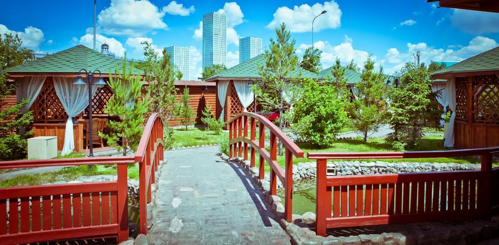 Astana Park Hotel Exterior photo
